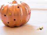 diy-star-studded-pumpkin-for-fall-decor-2