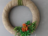 diy-summer-burlap-wreath-with-succulents-2