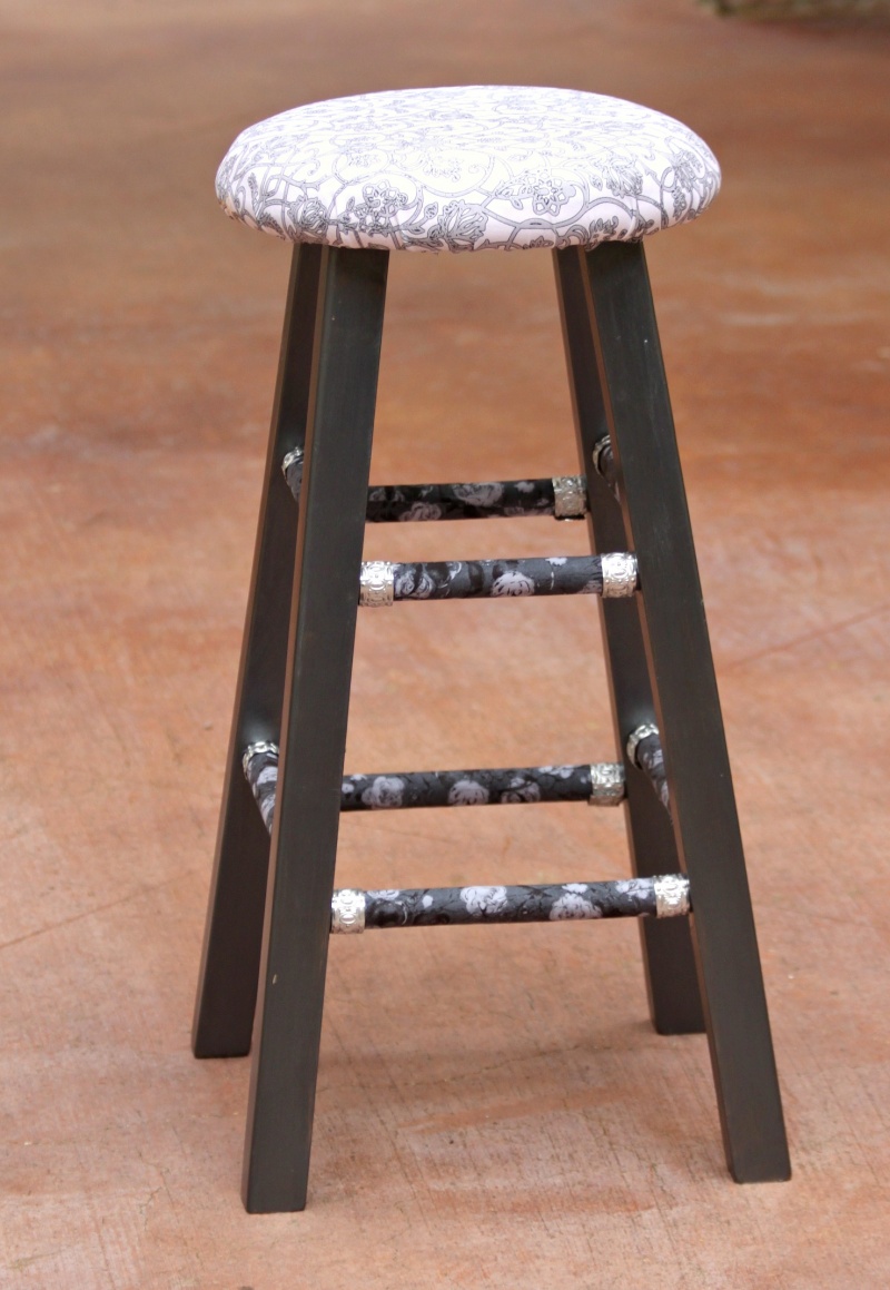 Picture Of diy thrifted wood stool makeover  5