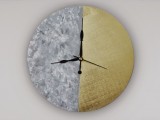 diy-two-tone-wall-clock-with-a-feather-pattern-1