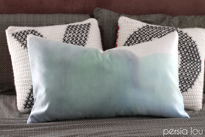 watercolor pillow (via persialou)