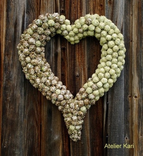 Lichen and Moss Heart Wreath (via)
