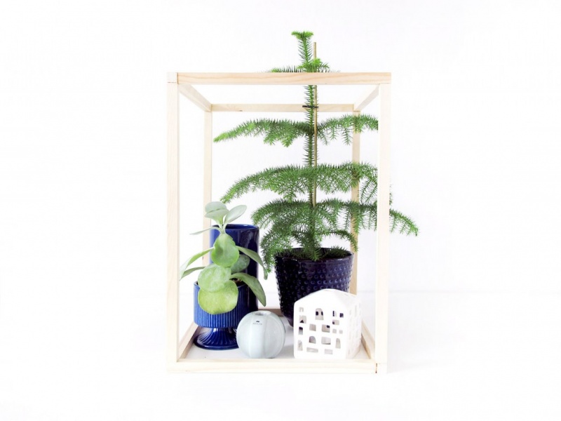 Picture Of diy wooden frame cube for displaying your things  6