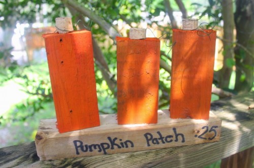 wooden block pumpkin (via youbrewmytea)