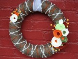 yarn wreath with flowers