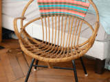 decorating a rattan chair with yarn