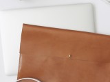 easy-and-quick-diy-leather-laptop-case-6