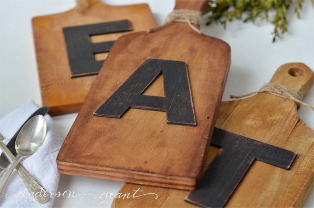 Picture Of easy diy cutting board wall art  1