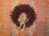 pinecone wreath without gluing or wiring