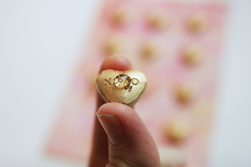 Easy Diy Gold Hearts Decoration For Valentines Day