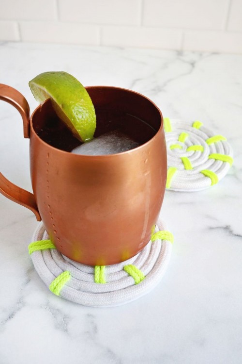 Easy DIY Rope Coasters With Neon Touches