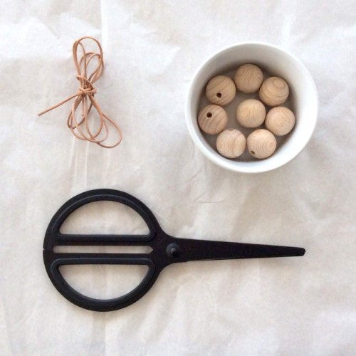 Easy DIY Wooden Bead Egg Holders