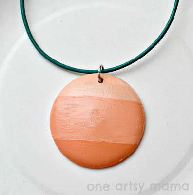 ombre wooden necklace