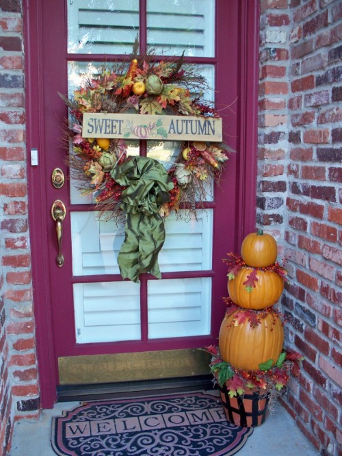 "Sweet Autumn" is one of those phrases you could add to a door sign.