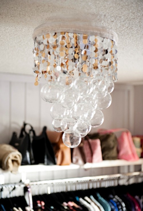 Fashionable DIY Chandelier With Bubbles