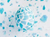 fun-and-colorful-diy-mosaic-easter-eggs-5
