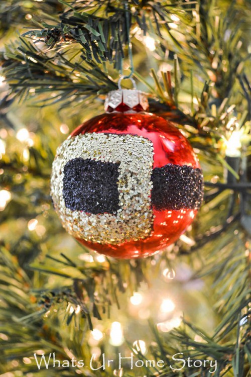 Glitter DIY Santa Belt Ornament
