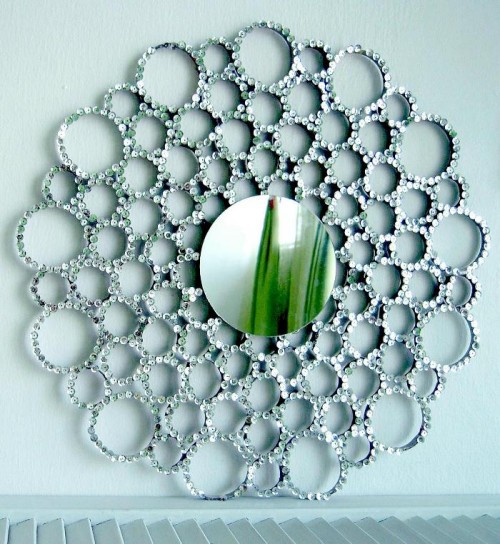 DIY Glittering Mirror Reminding Of The Sun
