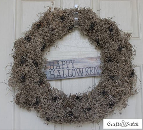 DIY Halloween Spooky Spider Wreath