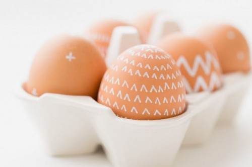 How To Decorate Natural Brown Easter Eggs