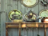 How To Decorate Your Home With Metal Plates