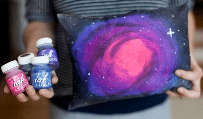 How to make a mysterious nebula pillow  1