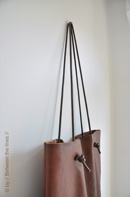 How To Make A Simple Leather Bag