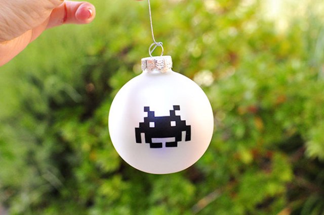 How To Make Space Invaders Ornaments