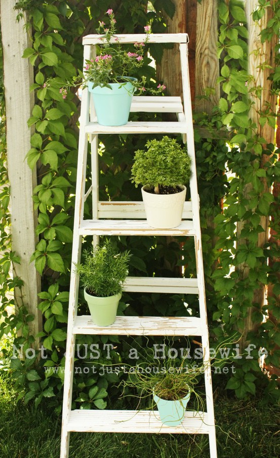 How To Use An Old Ladder As A Plant Stand