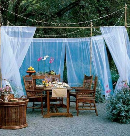 Ideas Of Fabric Decor In Your Garden