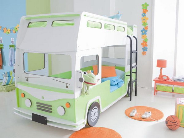 One more cute bunk bed design for a shared kids room.