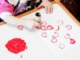 DIY paper roll heart stamp