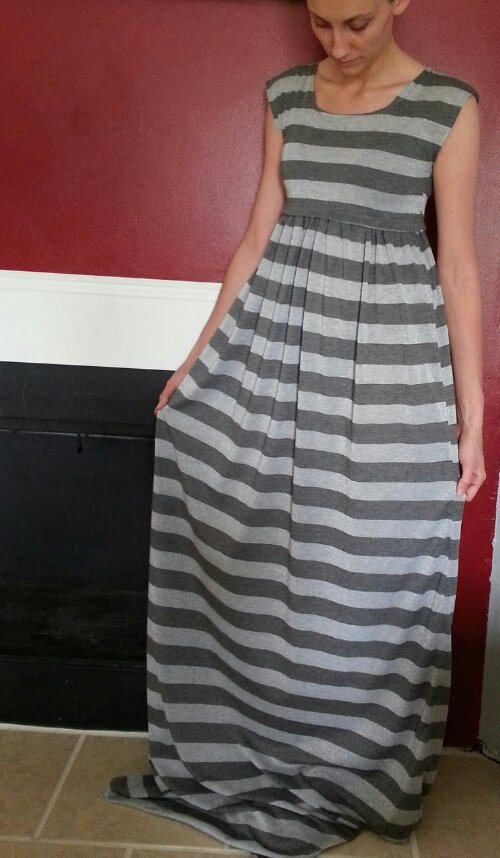 striped maxi dress (via sokaachi)