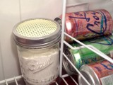 baking soda fridge deodorizer