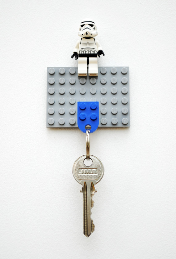 lego mini key holder (via minieco)