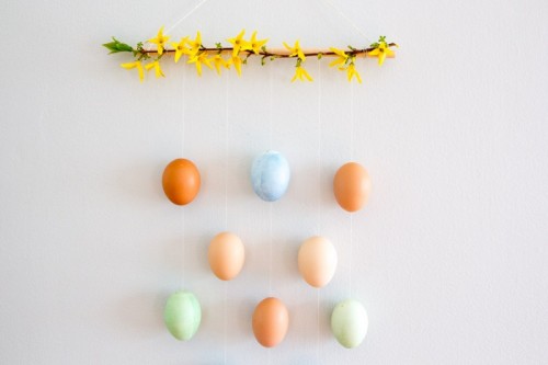 Original And Colorful DIY Easter Egg Wall Hanging