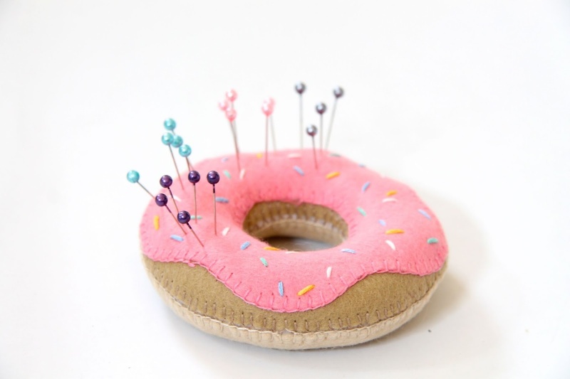 doughnut pincushion