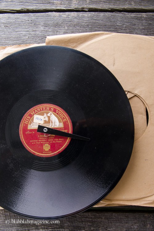 Original DIY Wall Clock From An Old Vinyl Record