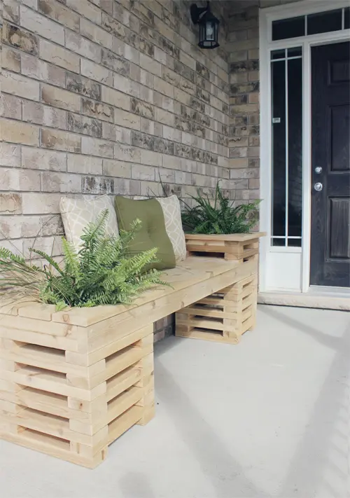 12 Pretty And Practical DIY Front Porch Benches