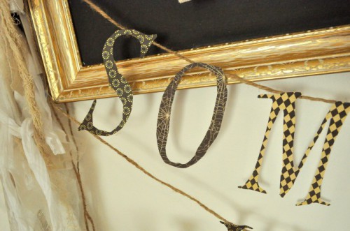 Quick And Easy DIY Something Wicked Garland