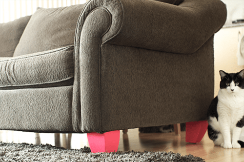 How To Renovate Furniture Legs To Make A Bright Detail
