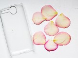 Romantic Diy Phone Cover With Rose Petals