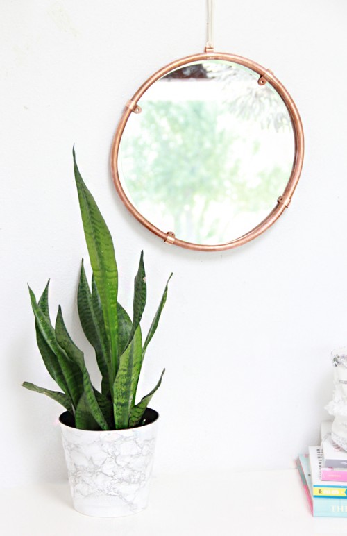 Simple And Stylish DIY Copper Edged Mirror