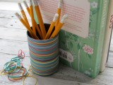 rubber band pencil holder