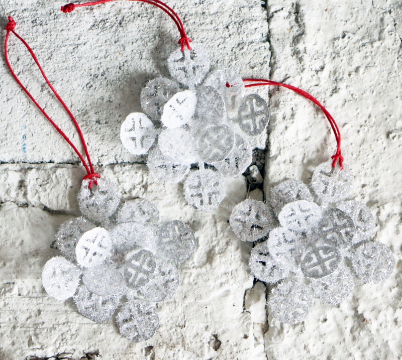 Picture Of sparkly diy christmas mosaic ornaments  10