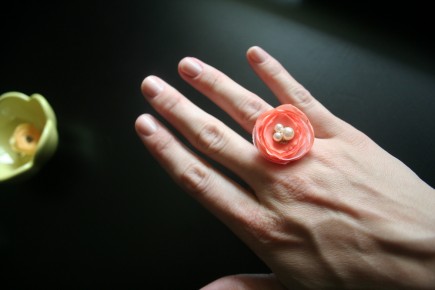 DIY springy rings (via mrspriss)