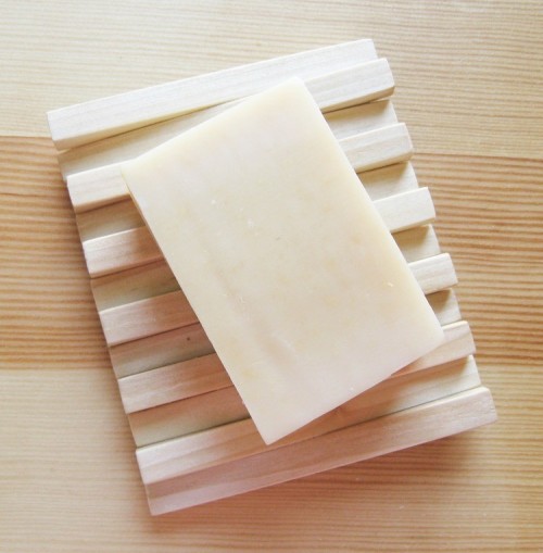 Stylish DIY Minimalist Wooden Soap Dish