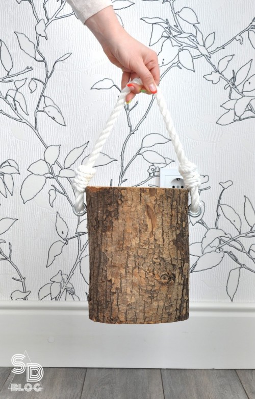 Stylish DIY Stump Bedside Table In 2 Versions