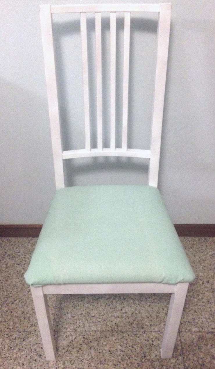 mint chair makeover (via homeanddecor)