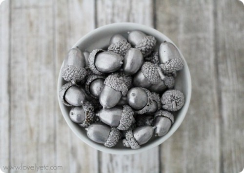 silver acorns (via lovelyetc)